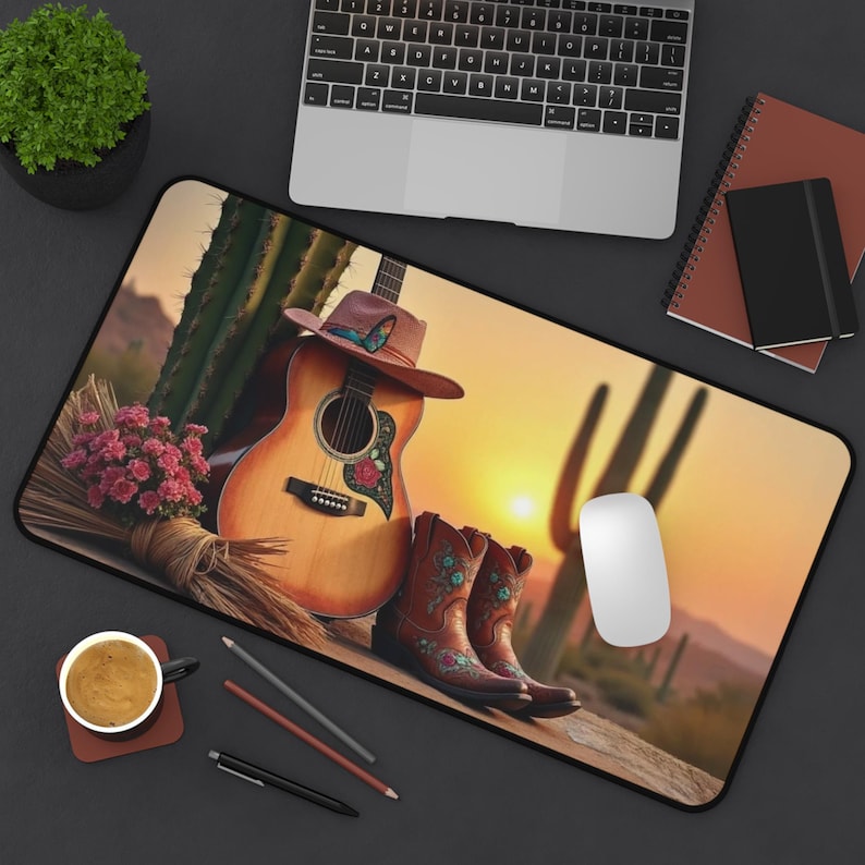 Tech Girl Accessories - デザートギターマウスパッド、サボテンギター愛好家へのギフト、彼女へのテックアクセサリー、カントリーガールへのギフト、カウガール用ゲームマット