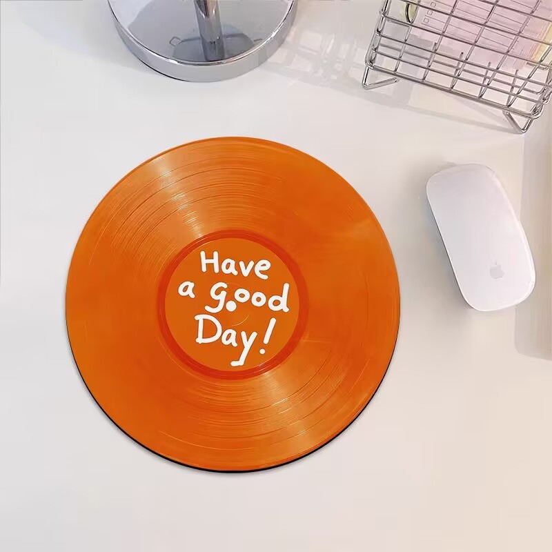 滑り止めラウンドマウスパッドヴィンテージビニールレコードブル - Tech Table Accessories のレビューと価格