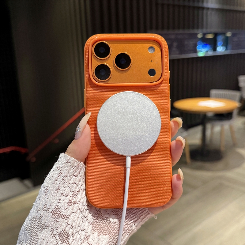 オリジナルテック織布製マグネット式iPhoneケース iPh - Tech Accessories Hard Case のレビューと価格